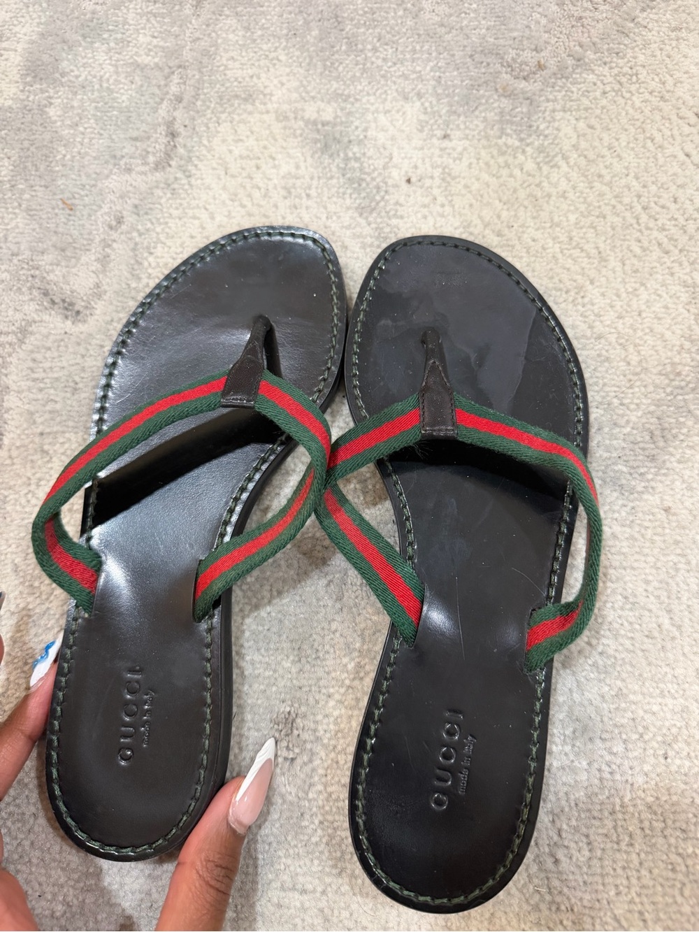 Gucci Women’s Black Leather Flip Flop Sandals with Green-Red Straps